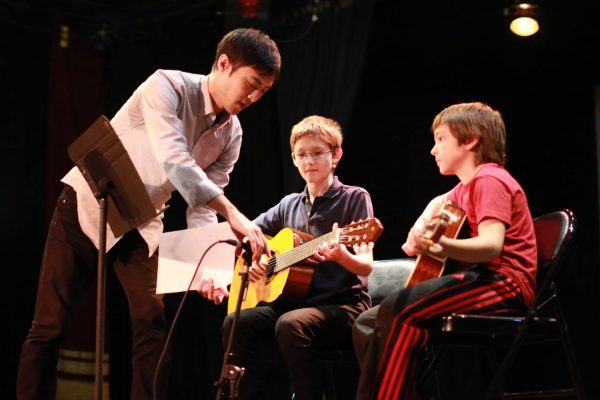 Why Are Guitar Classes For Kids Beneficial?