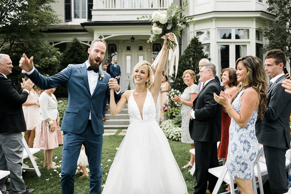 What Are The Mistakes Couples Make While Choosing A Wedding Photographer in Toronto
